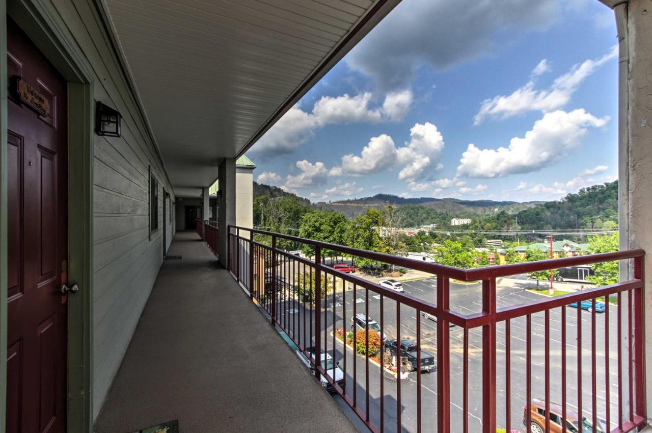 Gatlinburg Mountain Penthouse With Private Terrace! Apartment Exterior photo